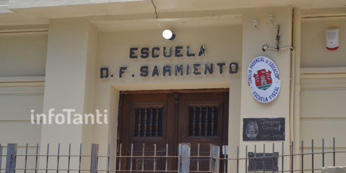 Paro en Tanti - Escuela Sarmiento - Tanti - InfoTanti