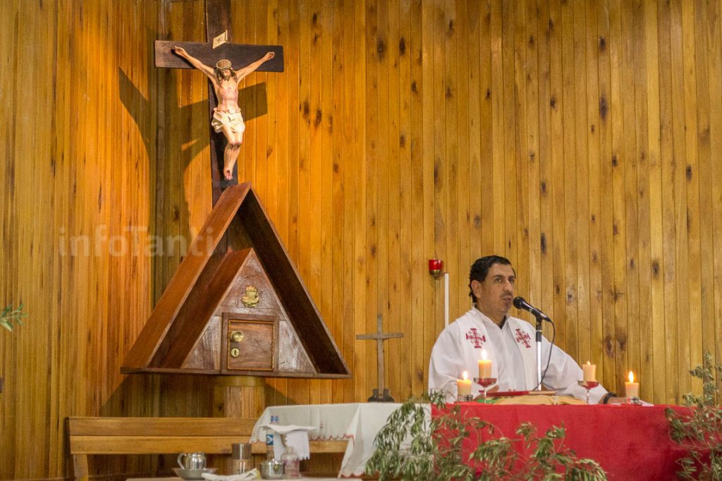 Capilla Espíritu Santo y San José Obrero - Villa Santa Cruz del Lago - Bendición de ramos 23 - Religión
